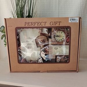 The Unique Collection Basketball Theme Ceramic Gift Set
